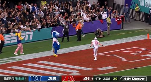 EJones busted out the "griddy" dance during the Pro Bowl