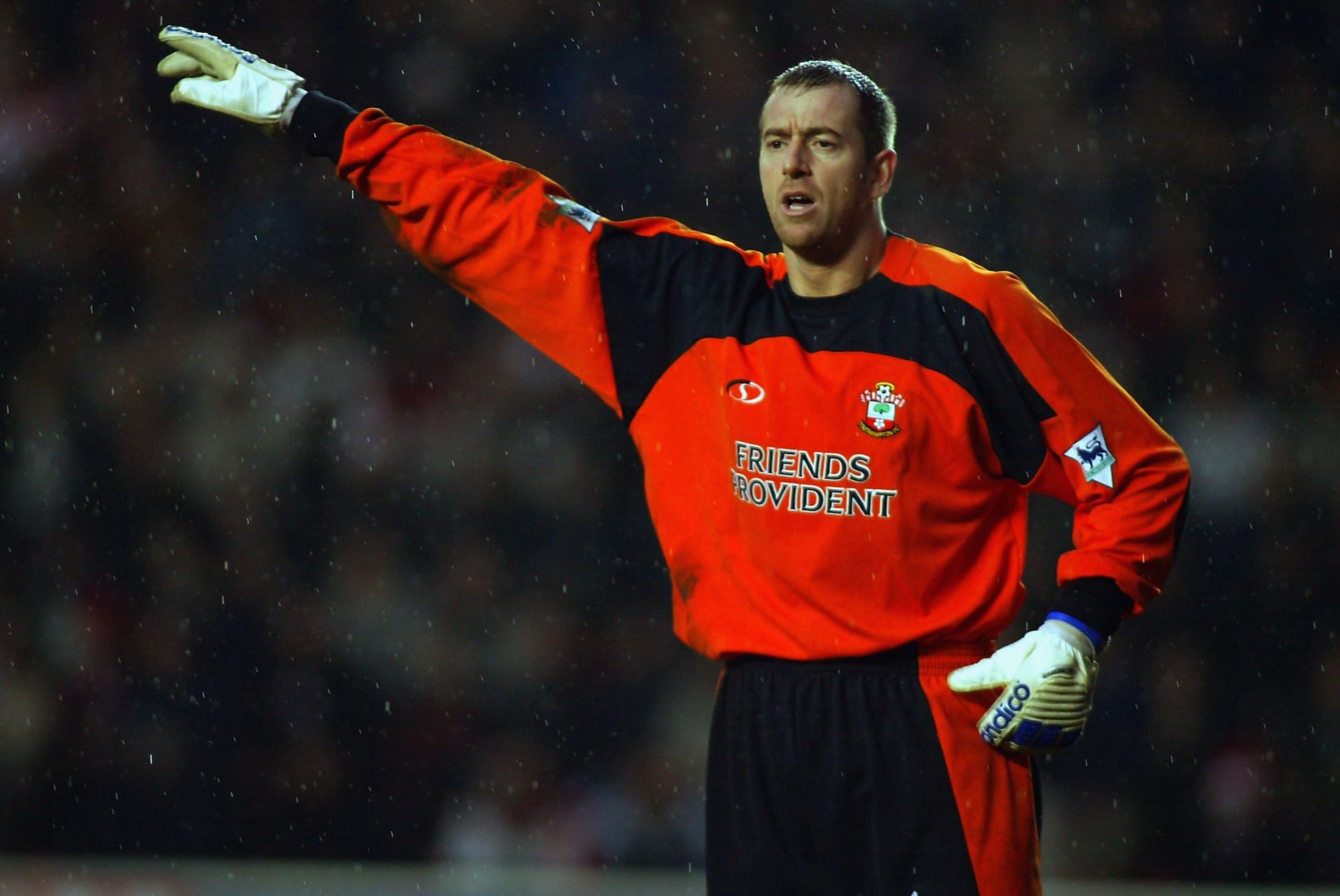 Paul Jones of Southampton kept a club-record of seven consecutive Premier League clean sheets