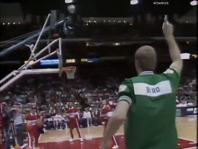 Larry Bird Won The 1988 3-Point Shootout Contest in Warm-Up Jacket: So  Who's Coming In Second? - Fadeaway World
