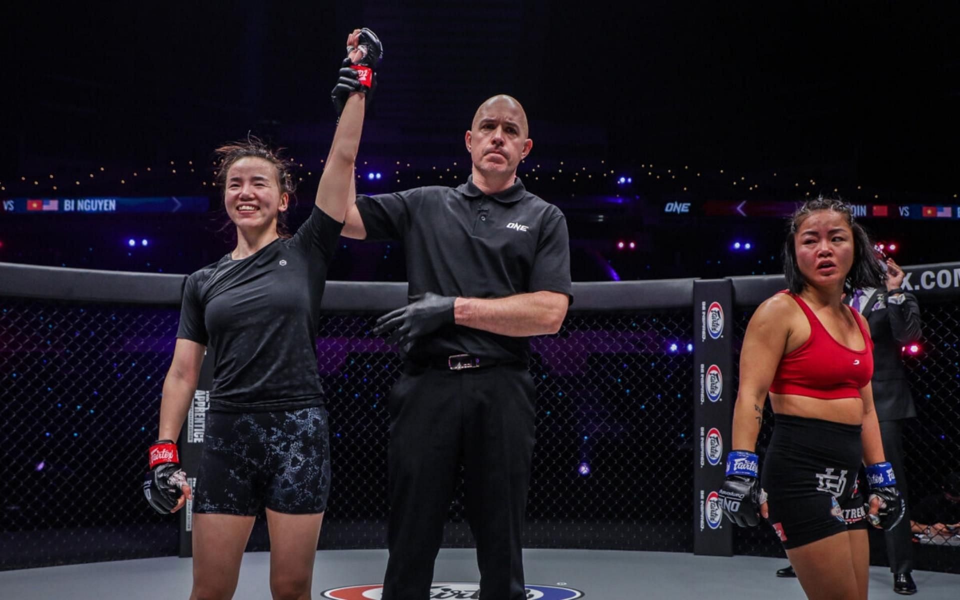 Bi Nguyen (right) lost a unanimous decision to Lin Heqin (right) at ONE Championship: Bad Blood. (Image courtesy of ONE Championship)