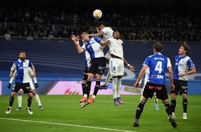 Real Madrid 3-0 Alaves: Los Blancos player ratings as Karim Benzema penalty seals resounding victory | La Liga 2021-22