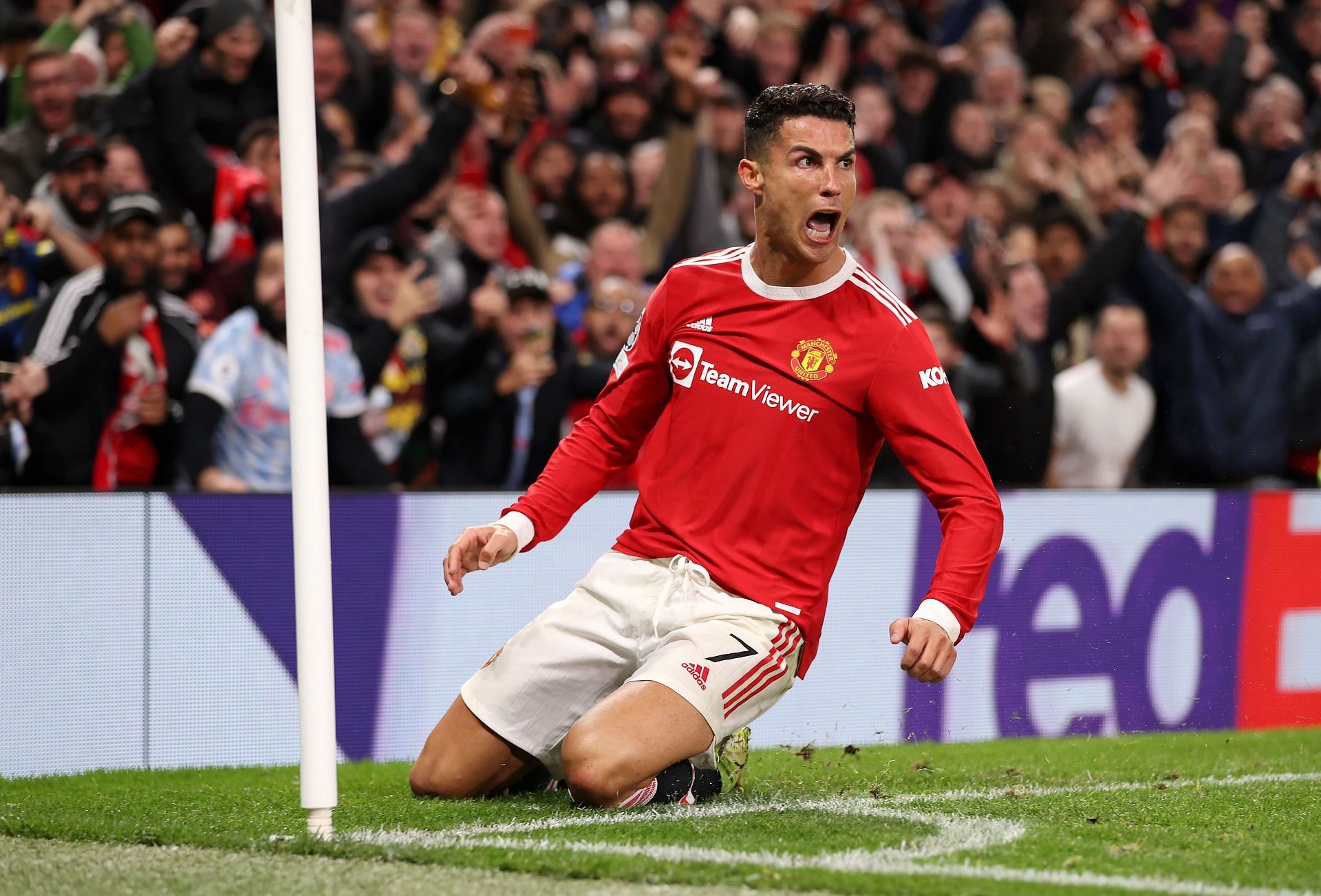Manchester United superstar Cristiano Ronaldo turns 37 today!