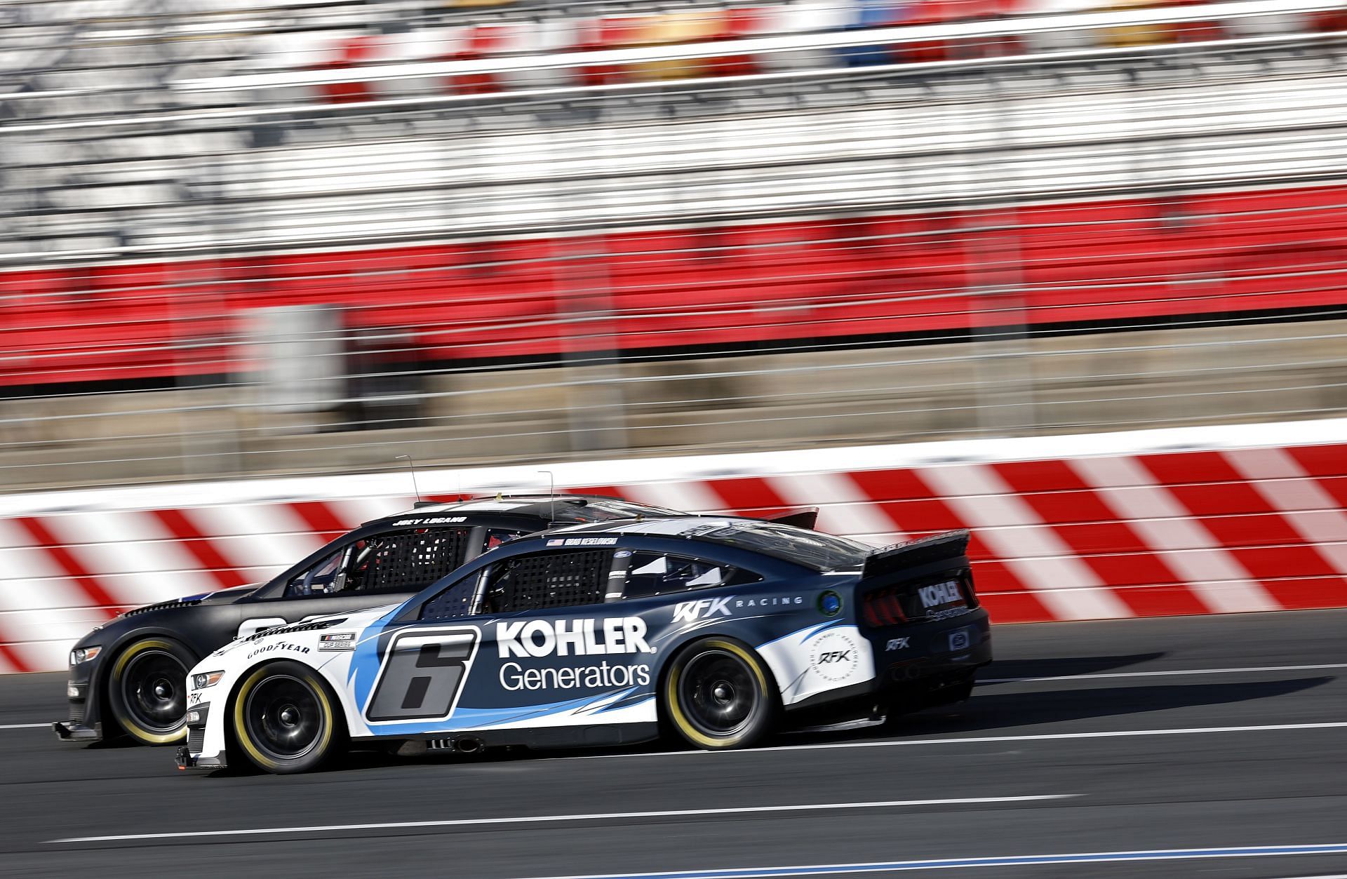 Brad Keselowski (#6 RFK Racing Ford) races Joey Logano (#22 Team Penske Ford) during the NASCAR Next Gen Test (Photo by Jared C. Tilton/Getty Images)