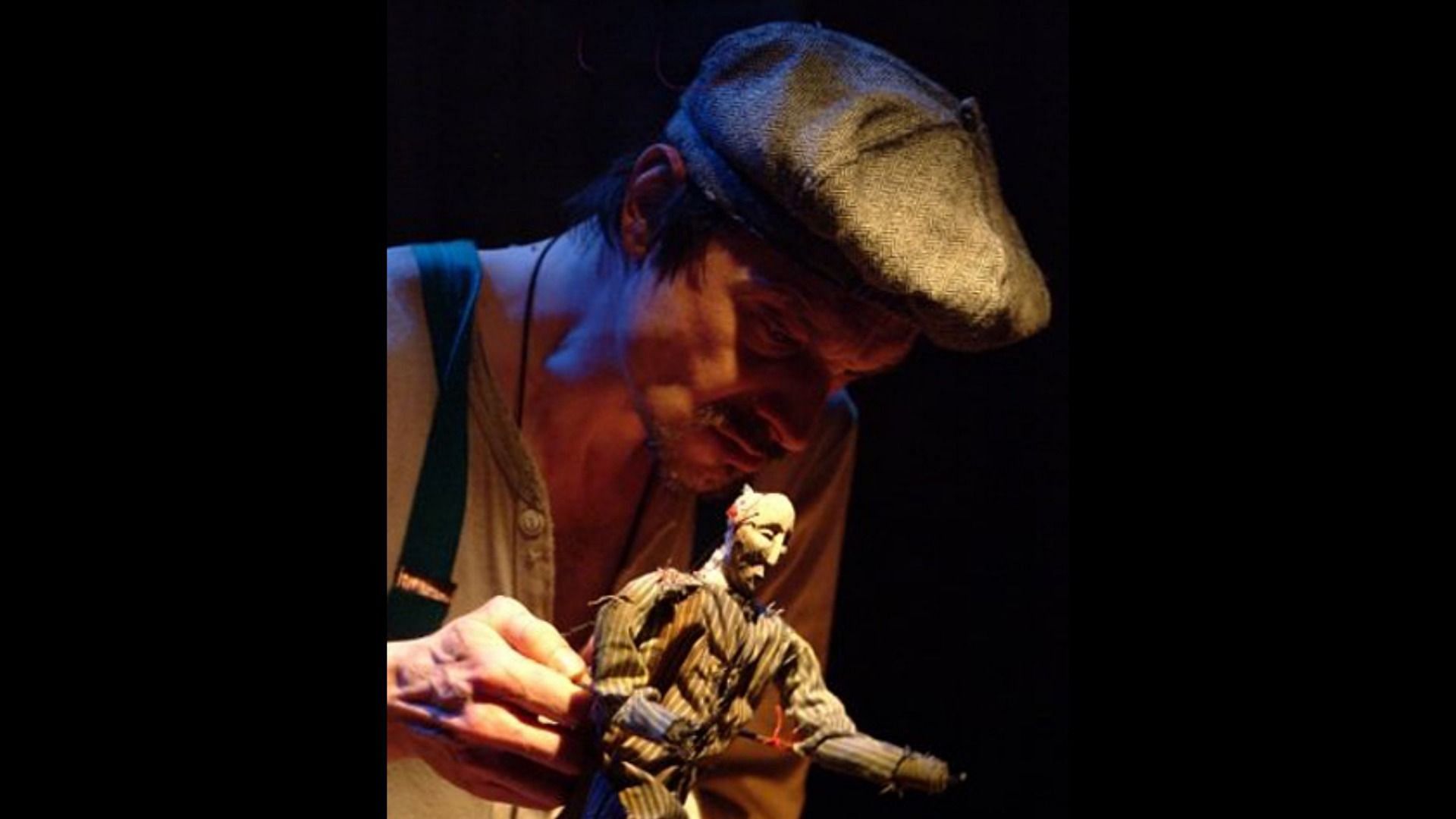 Neumann acting in a play (Image via larryneumannjr.com)