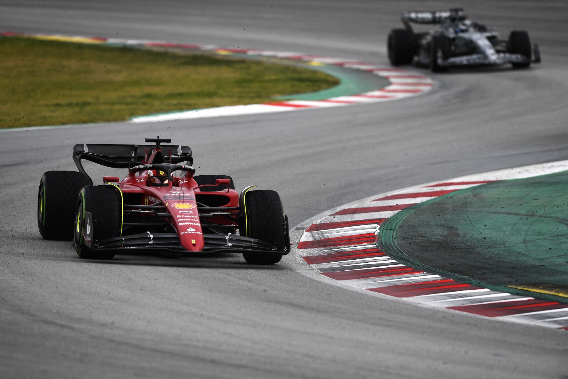 Carlos Sainz (#55) testing the Ferrari F1-75 in Barcelona