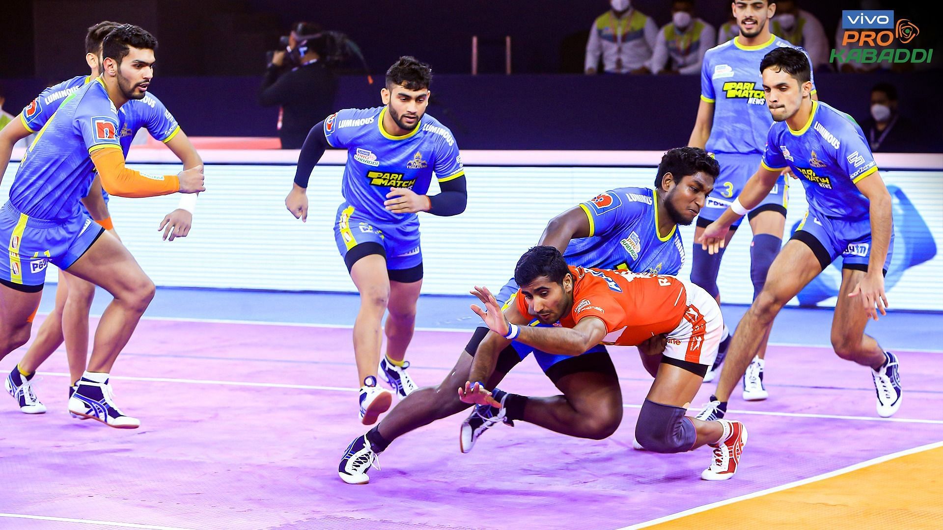 Gujarat Giants are a win away from qualifying for the Pro Kabaddi playoffs (Image Courtesy: Pro Kabaddi/Facebook)