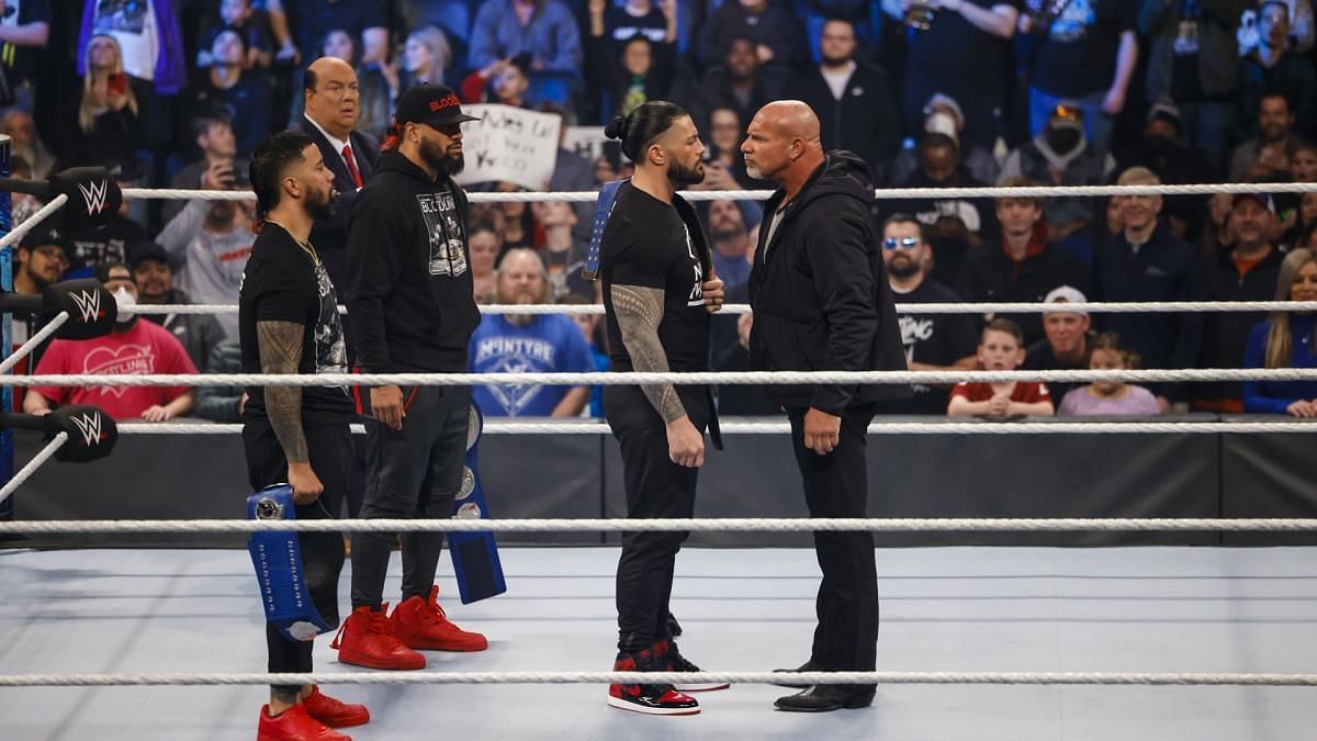WWE SmackDown में गोल्डबर्ग ने किया रोमन रेंस को यूनिवर्सल चैंपियनशिप के लिए चैलेंज 