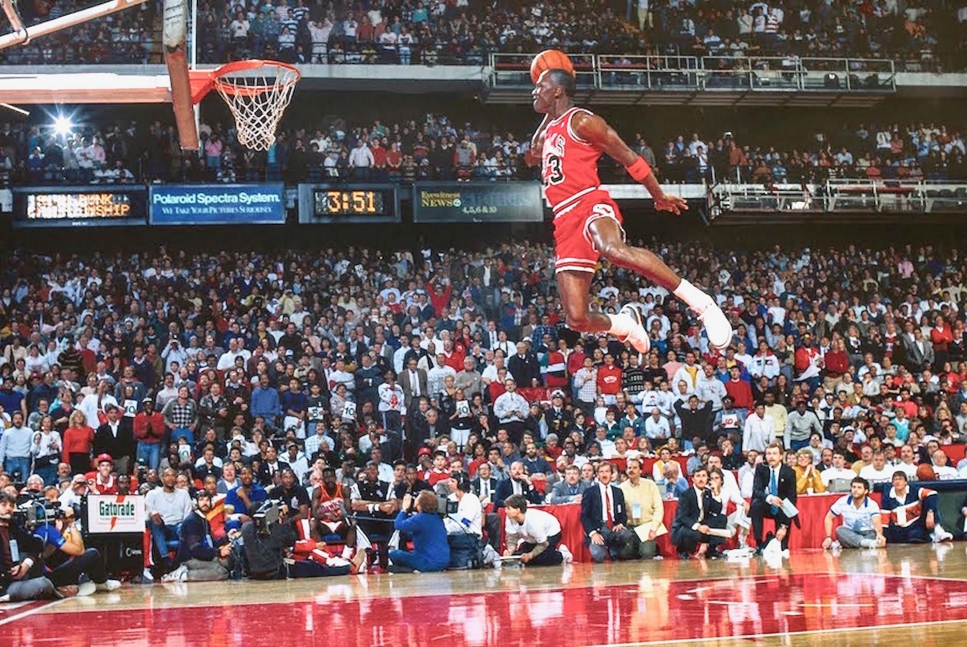 Watch: Throwback to when Michael Jordan dominated the dunk contest, including his iconic slam from the free-throw 35 years today