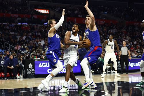 Dallas Mavericks v Los Angeles Clippers