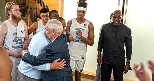 Michael Jordan inside the UNC locker room. (Photo: Courtesy of @UNC_Basketball/Twitter)