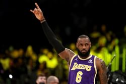 Is LeBron James playing tonight against the LA Clippers? | 2021-22 NBA season