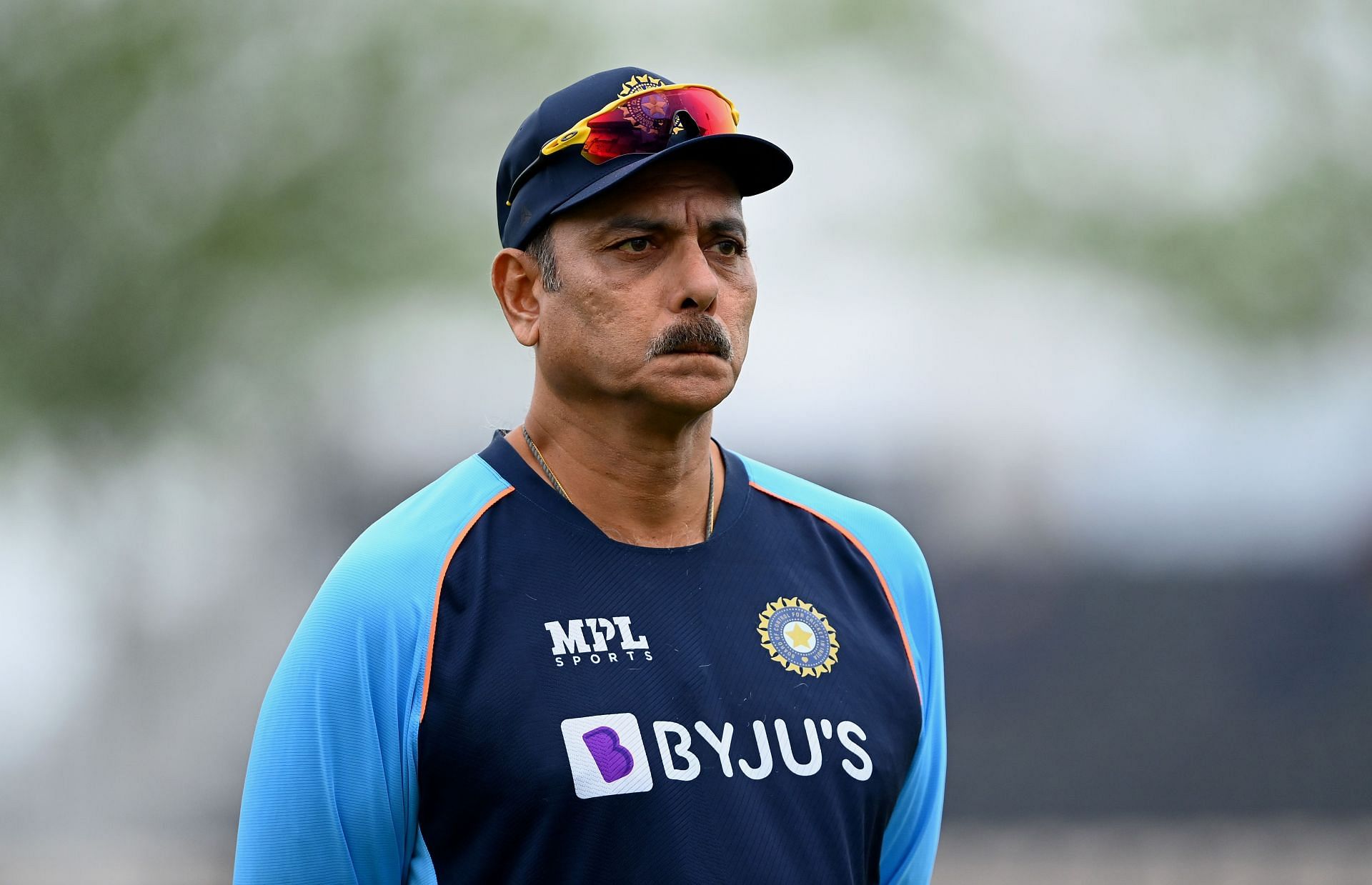 Ravi Shastri played a defiant innings against Karnataka in the 1993/94 Ranji Trophy quarterfinal to deny them victory (File photo | Getty Images)