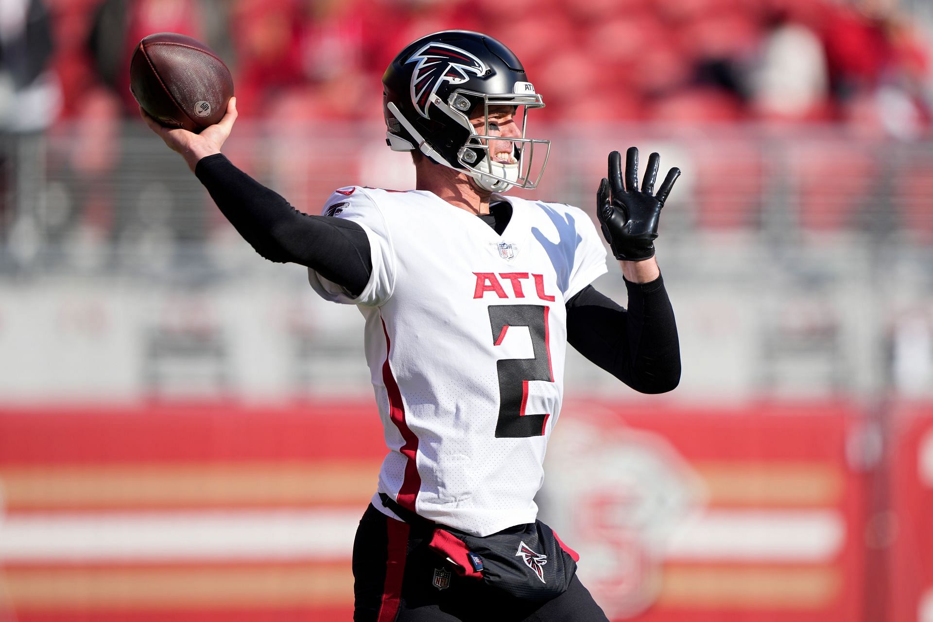 Matthew Stafford, Matt Ryan and their wives dominate church hoops