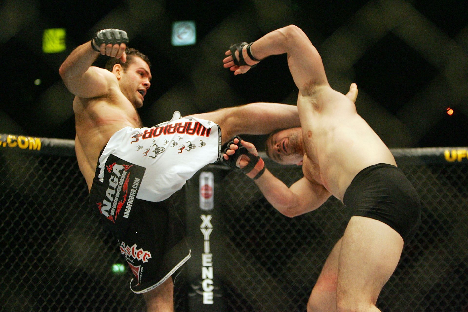 Mirko Cro Cop was renowned for his deadly head kicks - but Gabriel Gonzaga&#039;s own version of the strike put him out in 2007