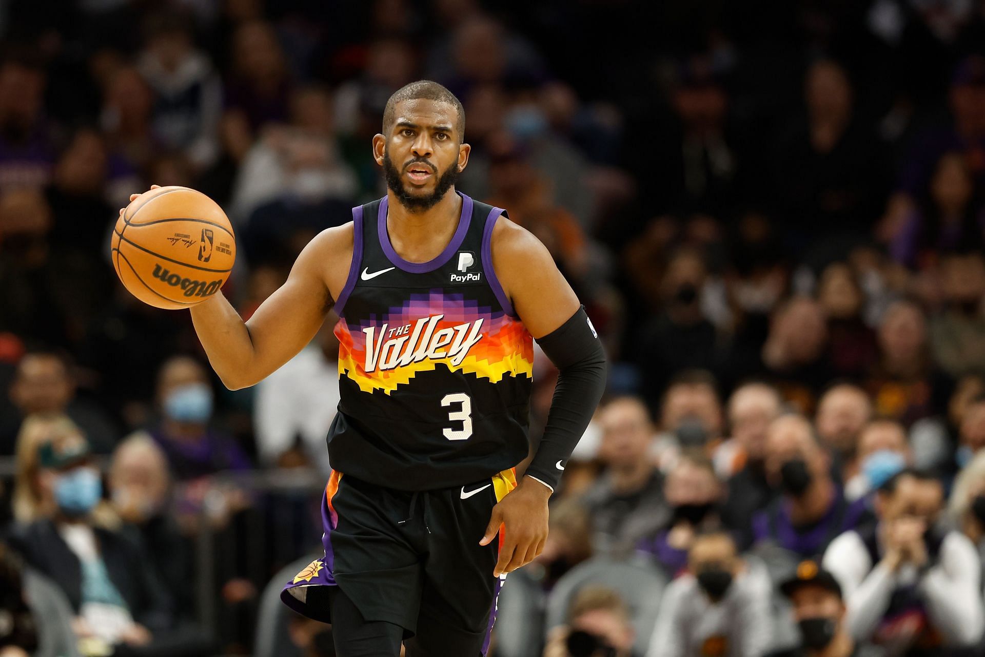 Chris Paul brings the ball up the court.