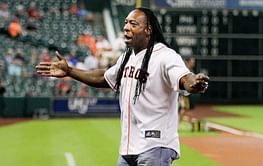 "When you're the top guy, you should get paid" - Booker T addresses fighter pay debate in the UFC