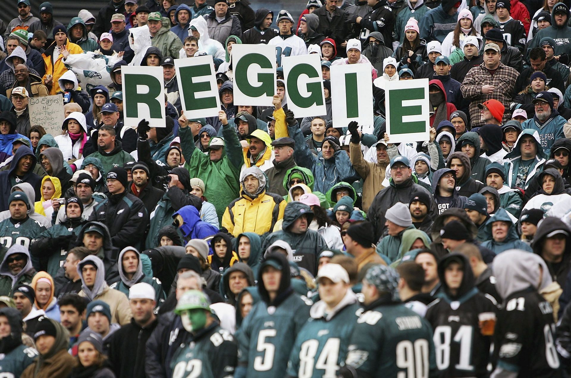 Philadelphia Eagles fans honoring Reggie White