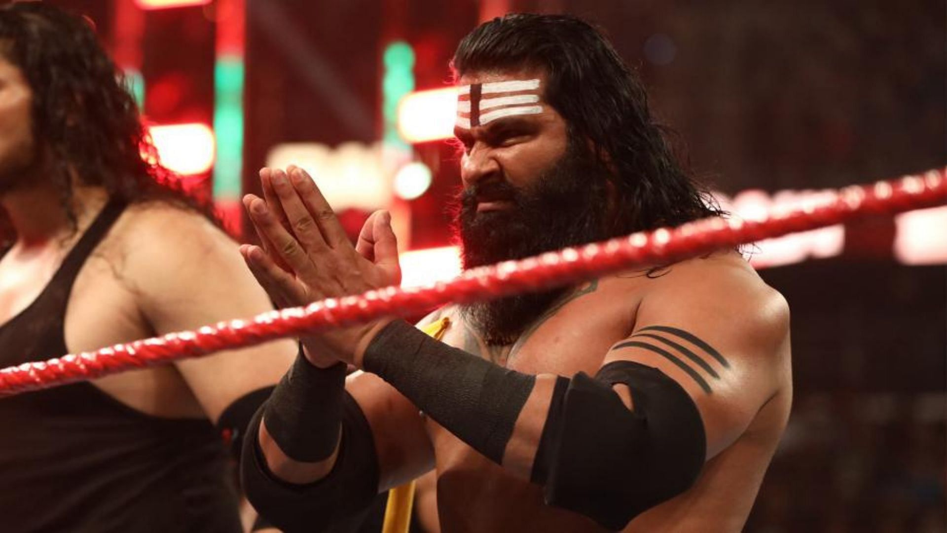 WWE Main Event में लगातार जीत दर्ज कर रहे हैं वीर महान 