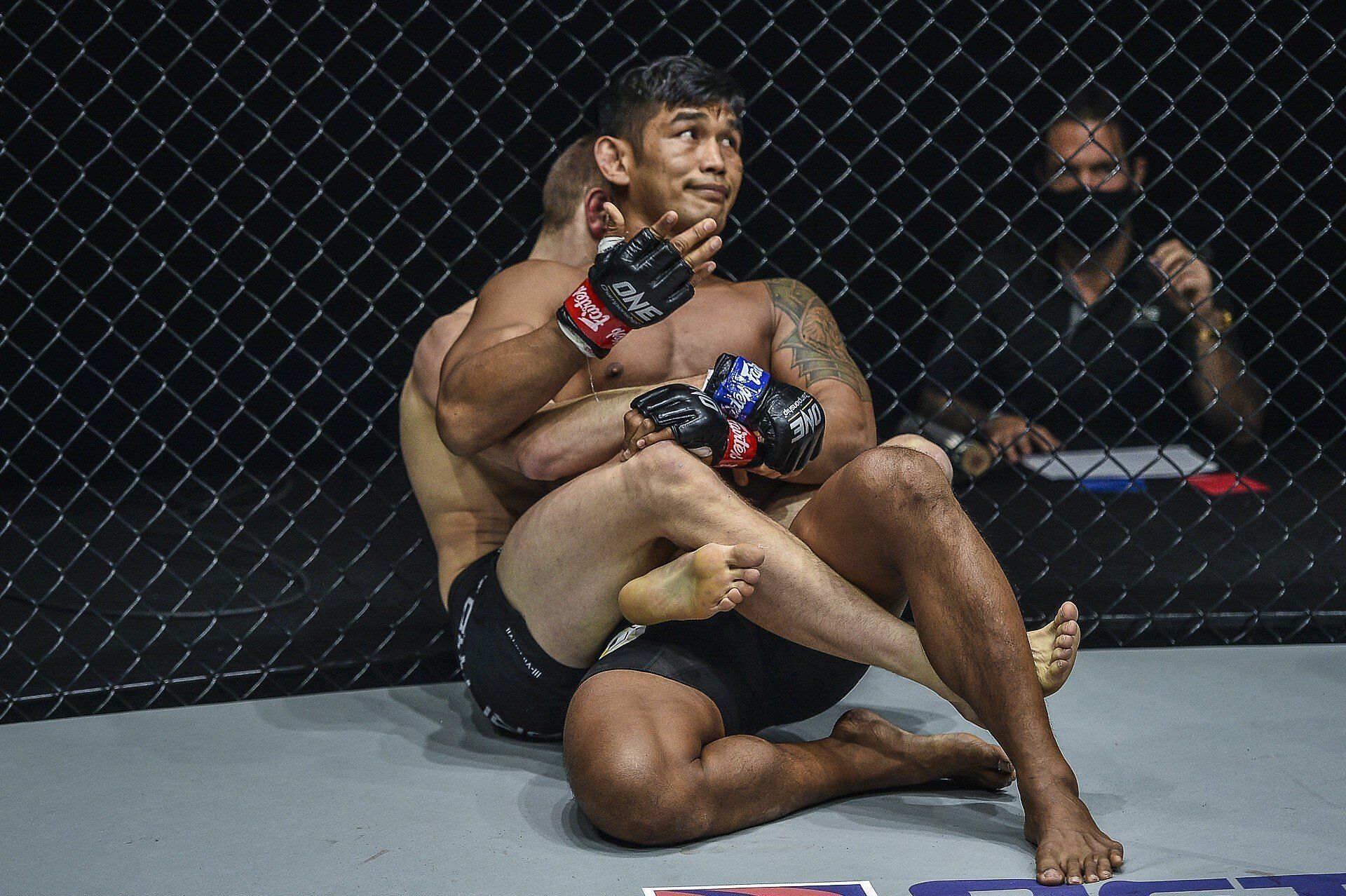 The fight game may be cruel at times but Aung La N Sang enjoys his journey. | [Photo: South China Morning Post]