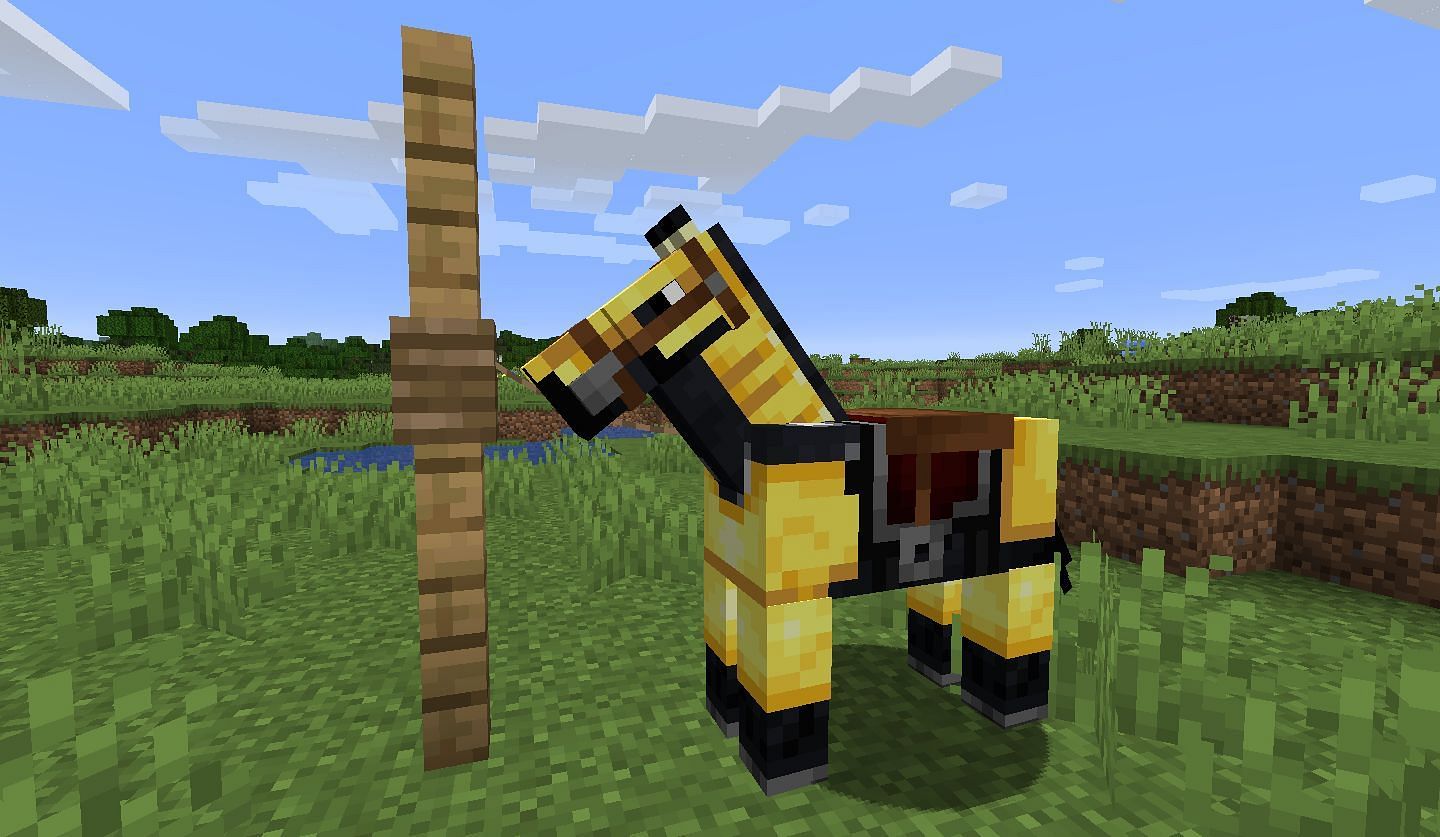 Horse on a lead (Image via Mojang)