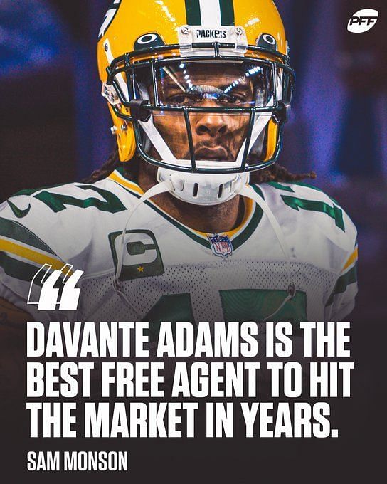 Syndication: PackersNews Green Bay Packers wide receiver Davante Adams (17)  evades Chicago Bears saf