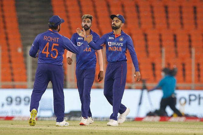 “Players know the captain will never humiliate them publicly ” - Nikhil Chopra hails Rohit Sharma for openly backing Virat Kohli