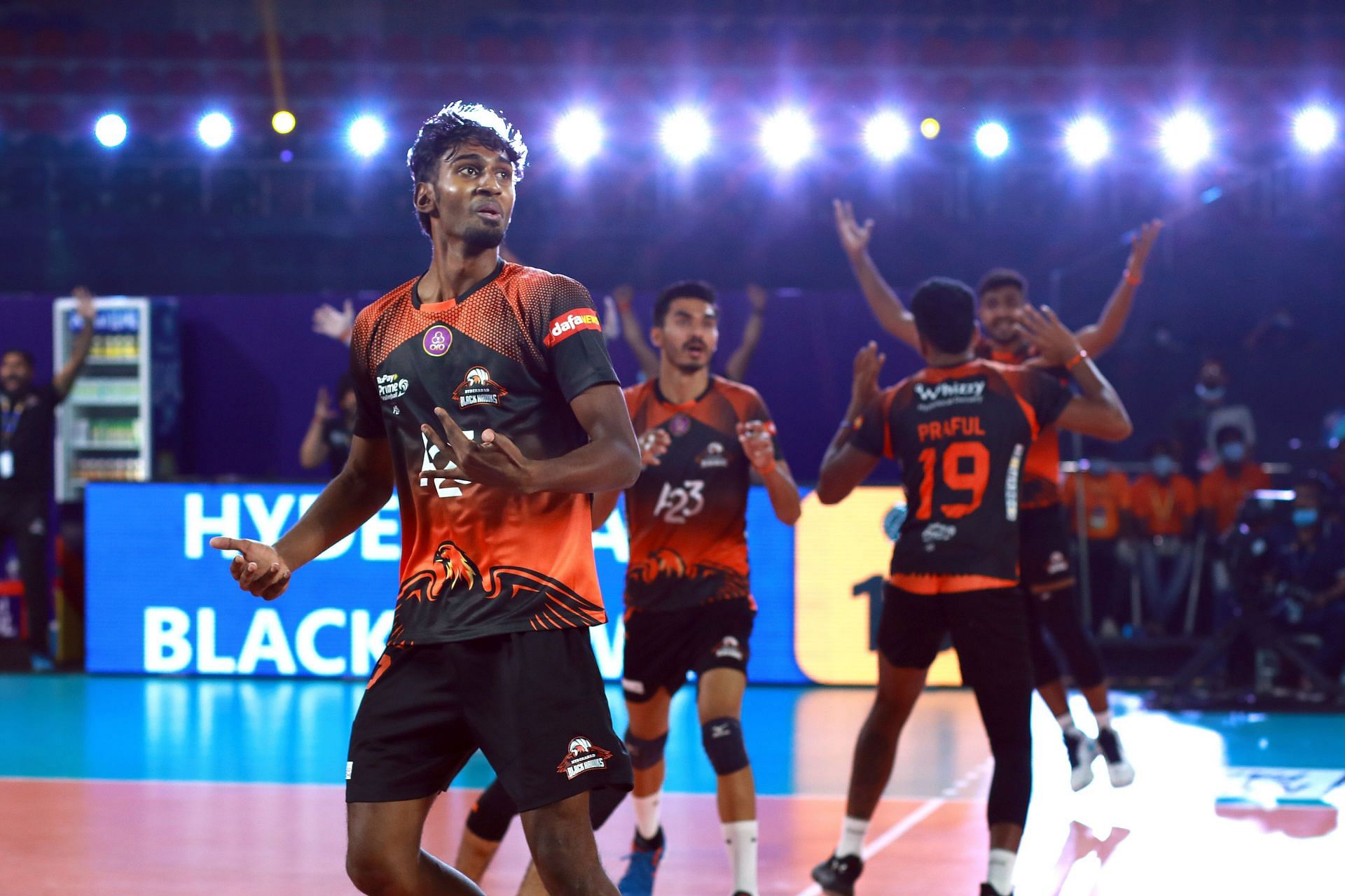 Hyderabad Black Hawks team celebrate a point. (PC: PVL)