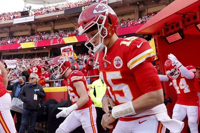 Which NFL teams passed on Patrick Mahomes in the draft?