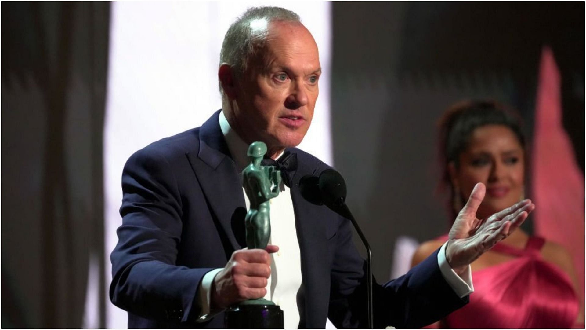 Michael Keaton dedicated his recent award to his late nephew (Image via Kevin Mazur/Getty Images)