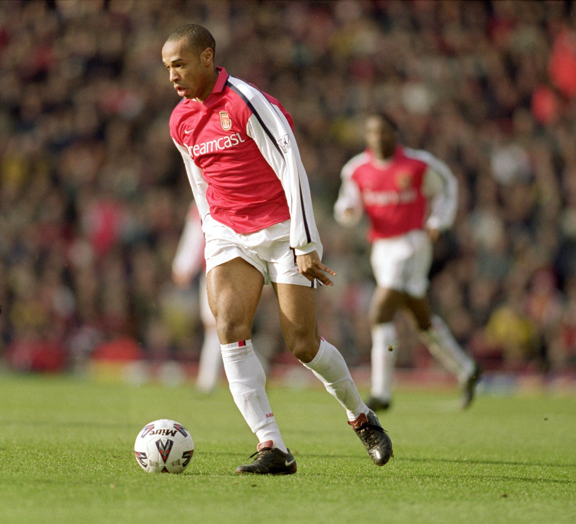 Thierry Henry is an Arsenal legend.