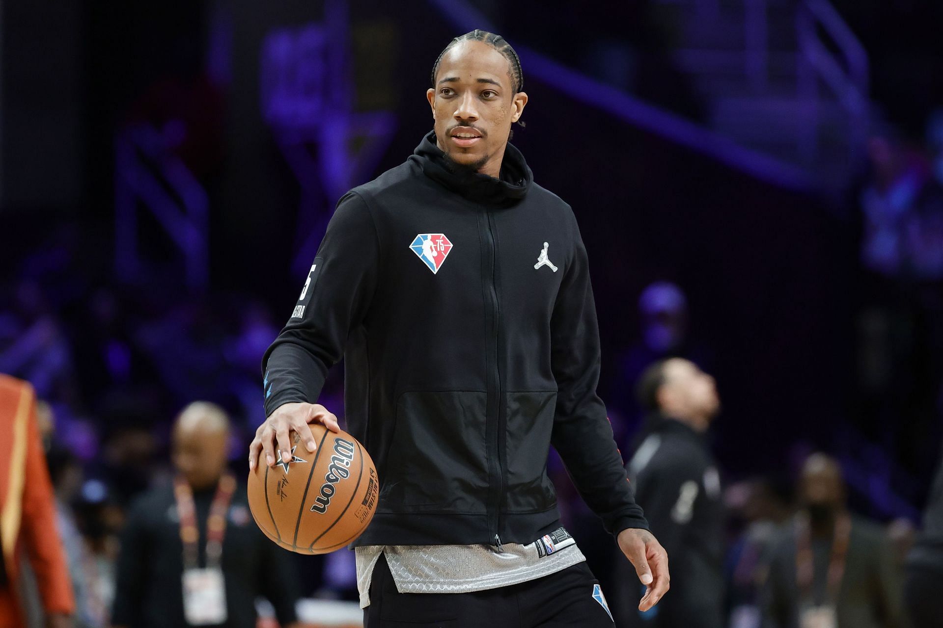 DeMar DeRozan #11 of Team LeBron warms up before the 2022 NBA All-Star Game