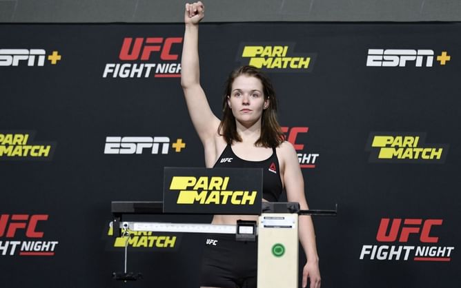 "If I can grab a neck or elbow... I'll be happy" - Cory McKenna previews her upcoming fight with Elise Reed at UFC London