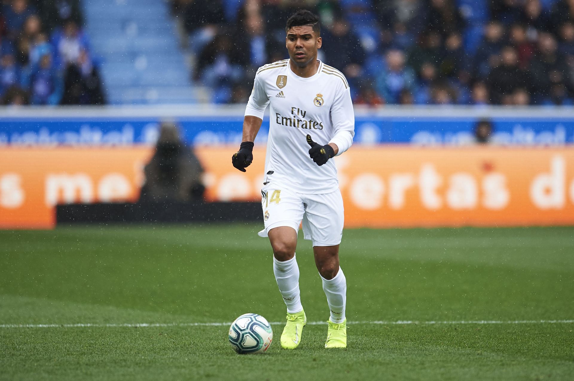 Can Casemiro break up play in the middle of the park tonight?