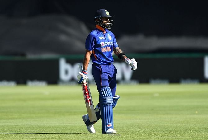 विराट कोहली इस तरह से बल्लेबाजी के लिए आए जैसे वो काफी जल्दबाजी में हों, पूर्व क्रिकेटर का बयान