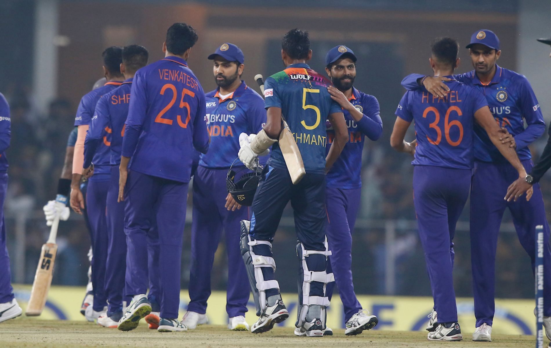 भारतीय टीम ने शुरूआती दोनों मैचों में श्रीलंकाई टीम को मात दी है 