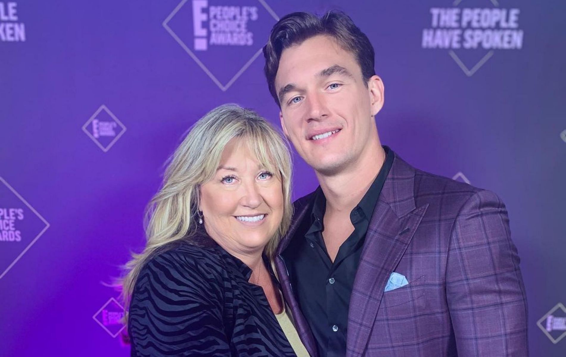 The Real Dirty Dancing star Tyler Cameron with mother Andrea (Image via tylerjcameron3/ Instagram)