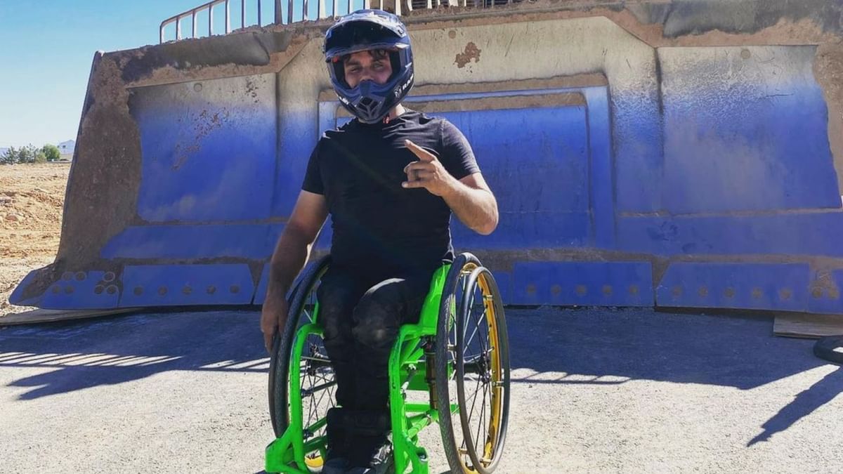 AGT Extreme Aaron "Wheelz" Fotheringham earns golden buzzer with