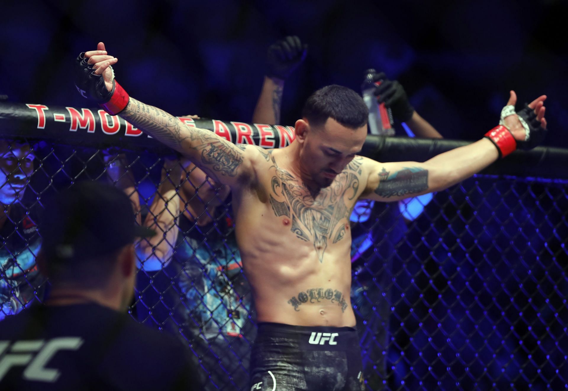Max Holloway holds a record of 23-6