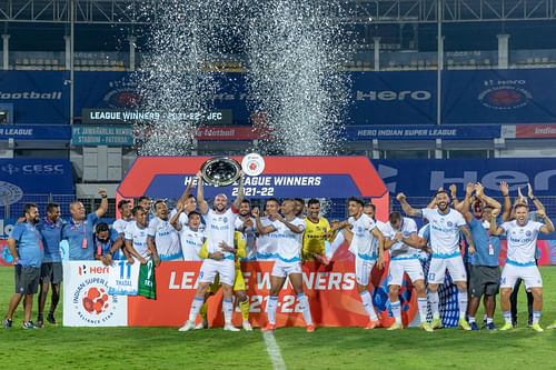 JFC players celebrate their League Winners Shield success. [Credits: ISL]