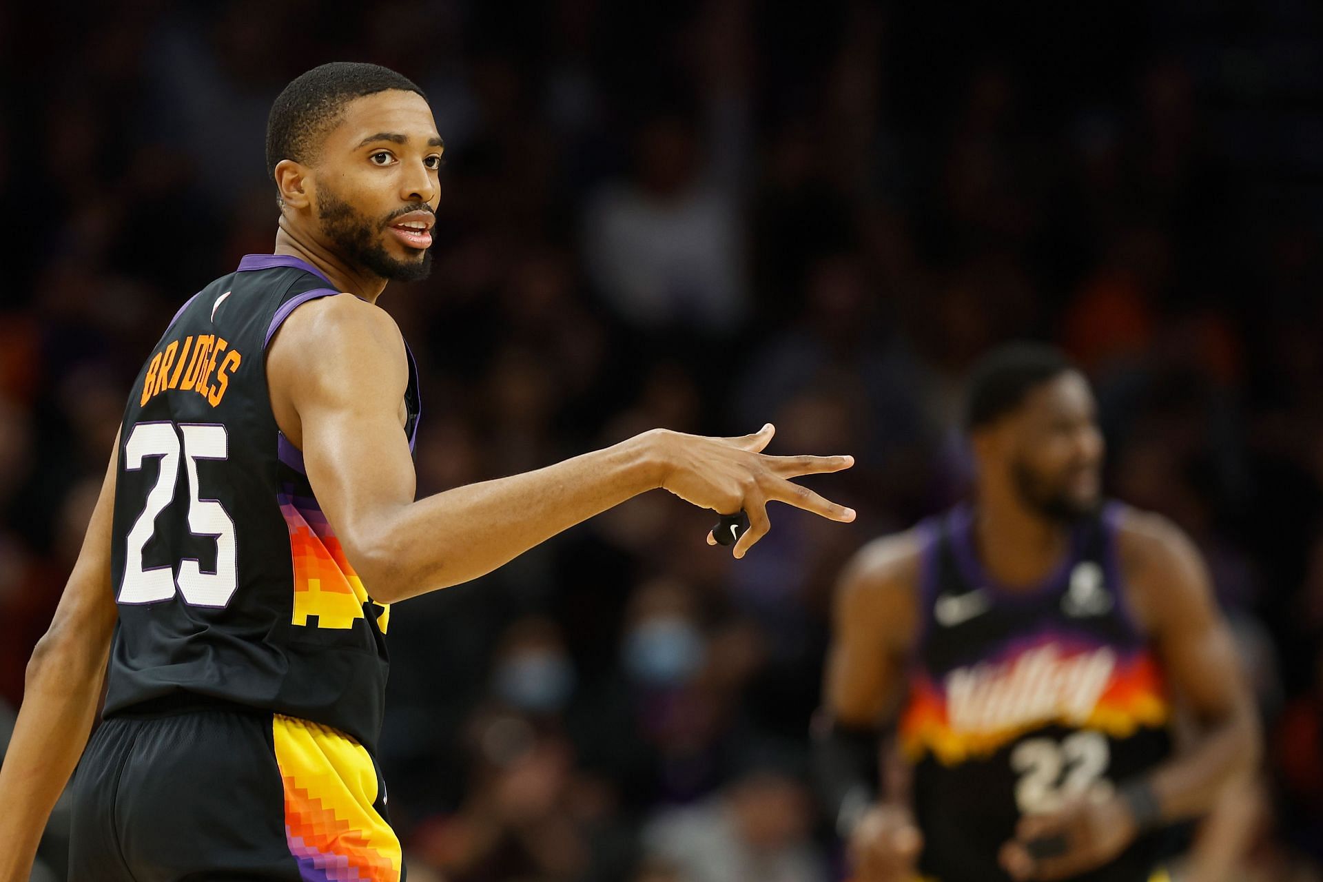 Mikal Bridges of the Phoenix Suns against the Brooklyn Nets