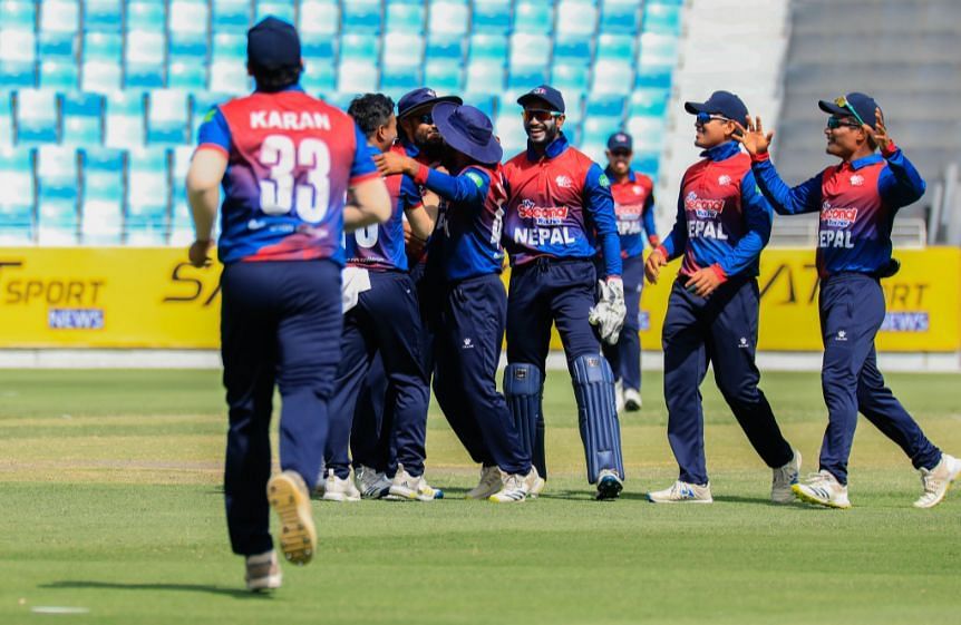 नेपाल की टीम ने बेहतरीन गेंदबाजी का प्रदर्शन किया