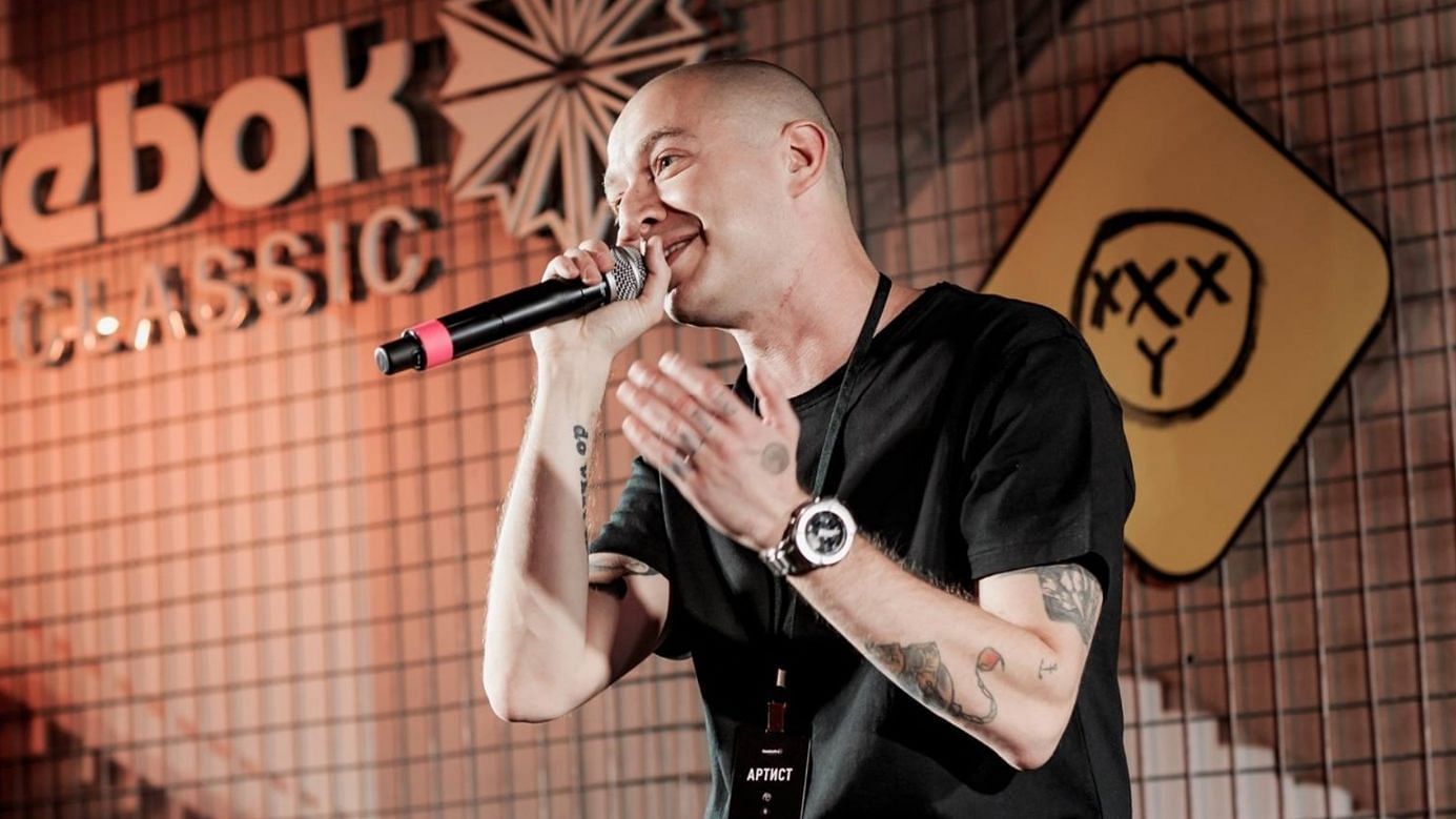 Popular Russian hip-hop artist and rapper Oxxxymiron has announced a series of charity concerts which he has termed as RAW (Image via Facebook /Oxxxymiron)