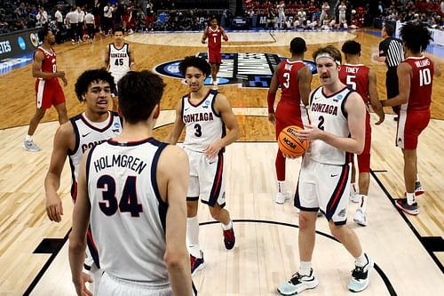 Gonzaga Bulldogs freshman big man Chet Holmgren