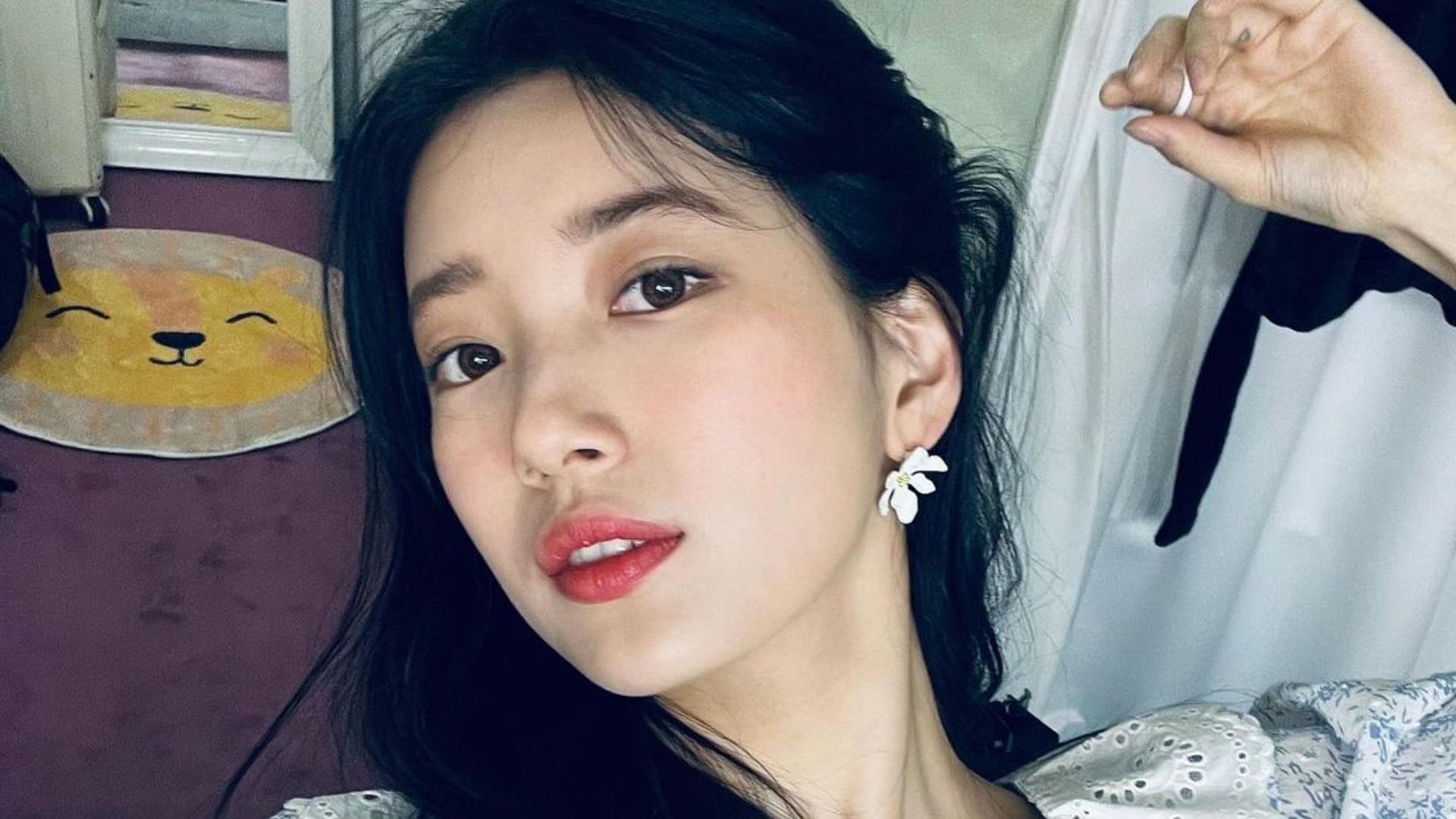 Actress Bae Suzy in discussions to lead Netflix&#039;s &#039;The Girl Downstairs&#039; (Image via @skuukzky/Instagram))
