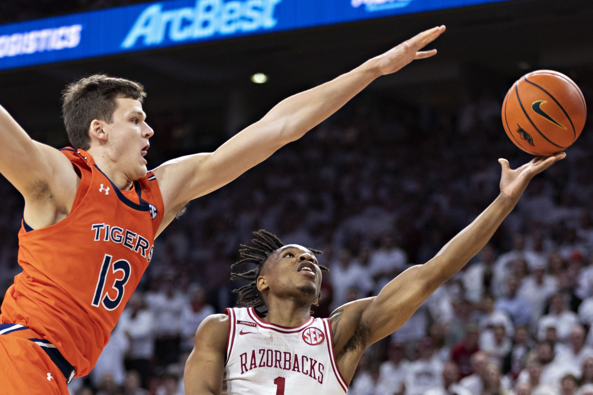 Walker Kessler aims to lead the Auburn Tigers defensively during a run at a national championship.