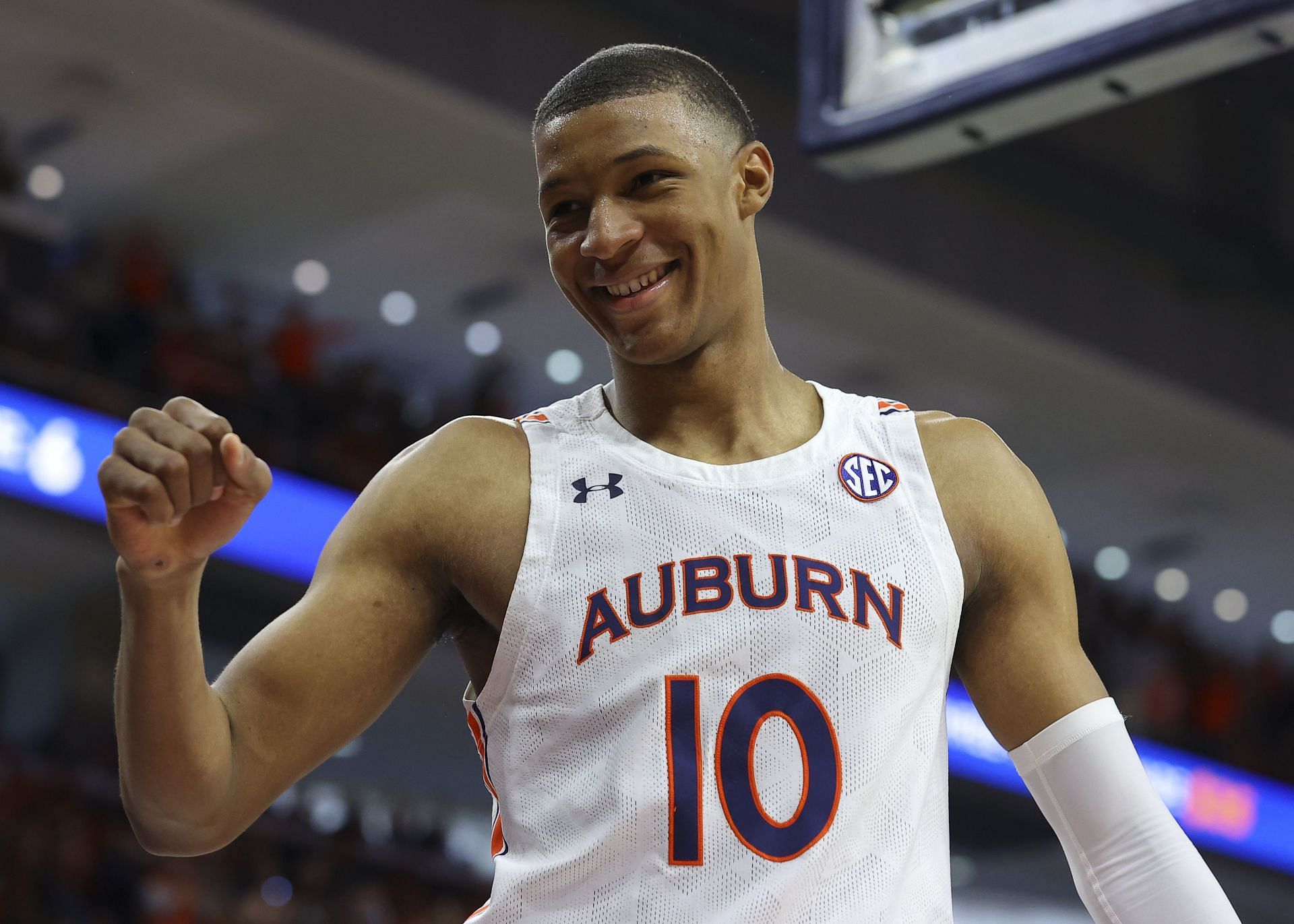 Auburn freshman forward Jabari Smith Jr. has continued to impress