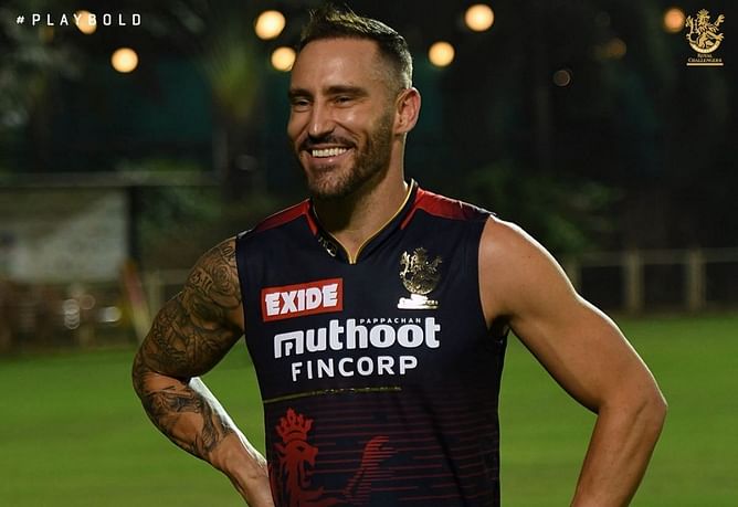 "बल्लेबाजी के समय मैं तीन बॉक्सर पहनता हूं", RCB के कप्तान के इंटरव्यू का मजेदार वीडियो आया सामने