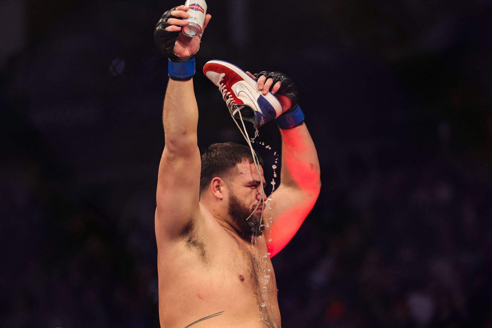 Tai Tuivasa is the highest ranked fighter in the heavyweight division to never previously hold a title