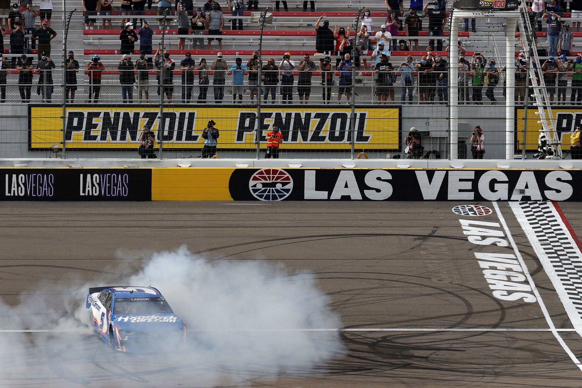 Kyle Larson at the finishing line at Pennzoil 400 presented by Jiffy Lube