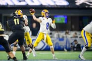 Hand Sizes In NFL How Are They Measured And Are They Important For QBs 